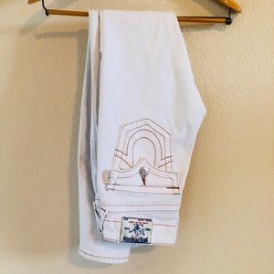 True Religion - Size 27 - Skinny Jeans